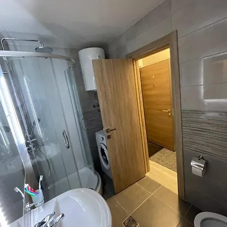Hills Apartment *