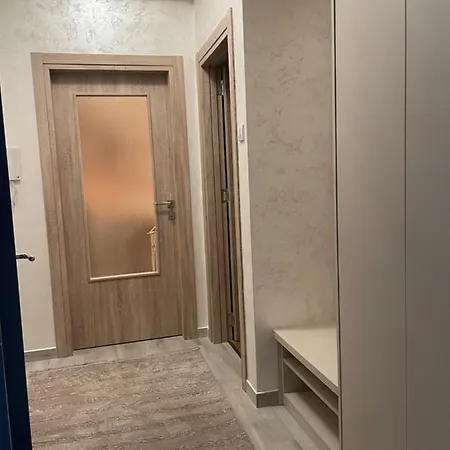 Hills Apartment *